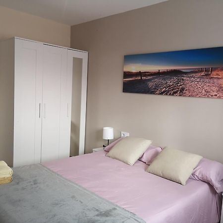 Hostal Mari En La Laguna, Alquiler Habitacion Privada En Hostal, 6 Habitaciones Cerca De La Universidad Y Aeropuerto Norte, 3 Banos Compartidos Ла Лагуна Екстериор снимка