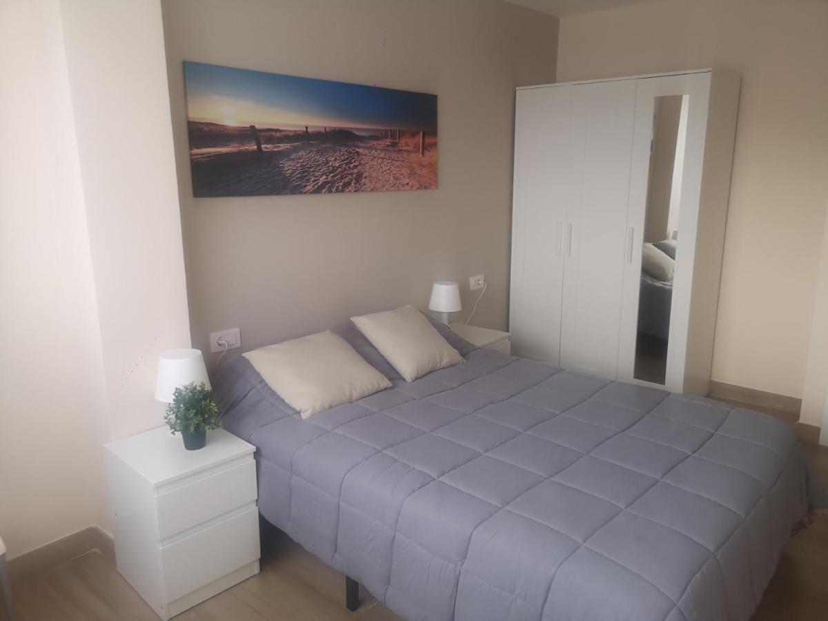 Hostal Mari En La Laguna, Alquiler Habitacion Privada En Hostal, 6 Habitaciones Cerca De La Universidad Y Aeropuerto Norte, 3 Banos Compartidos Ла Лагуна Екстериор снимка
